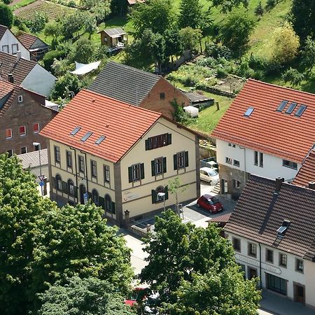 Bed and Breakfast Gästehaus stuttgART36 Maulbronn Exterior foto